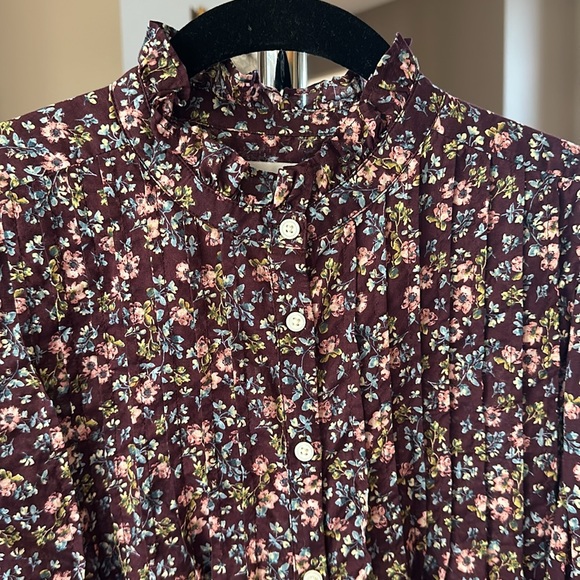 NWOT LOFT Floral Pintucked Ruffle Blouse - Picture 2 of 5